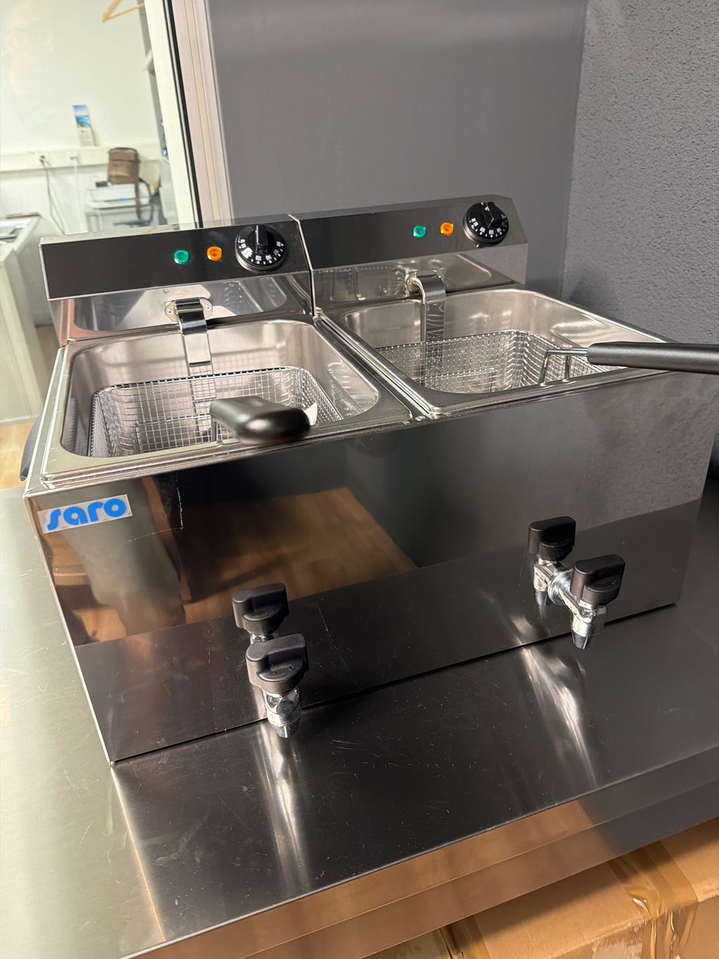 Friteuse Saro PROFRI 88V 2x8lt