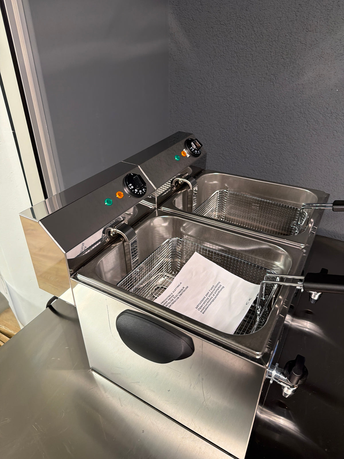 Friteuse Saro PROFRI 88V 2x8lt
